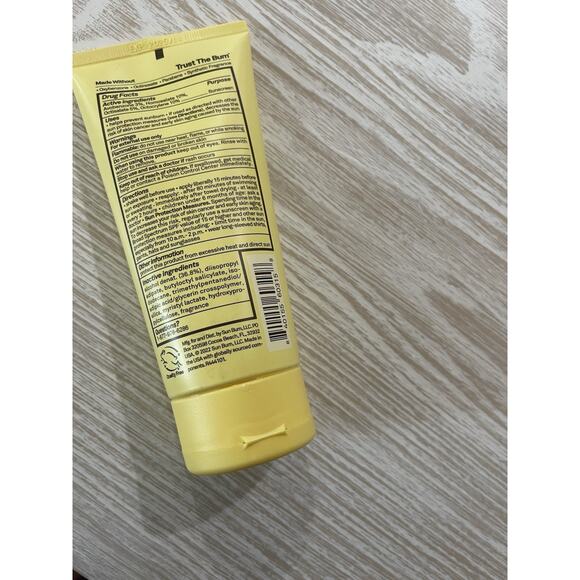 NEW SEALED SUN BUM KIDS CLEAR SUNSCREEN LOTION SPF50 6oz Water Resistant 80 Min - Picture 2 of 3